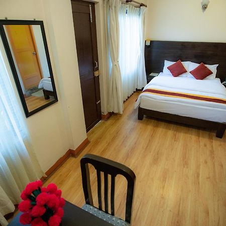 Kathmandu Sunny Hotel Exterior foto